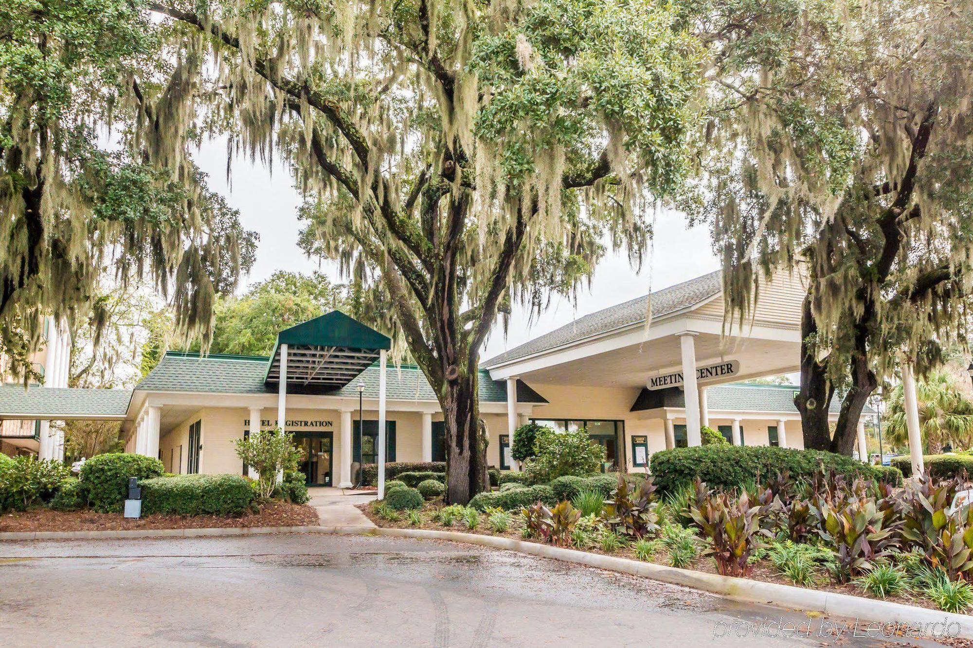 Quality Inn At Town Center Beaufort Exterior photo