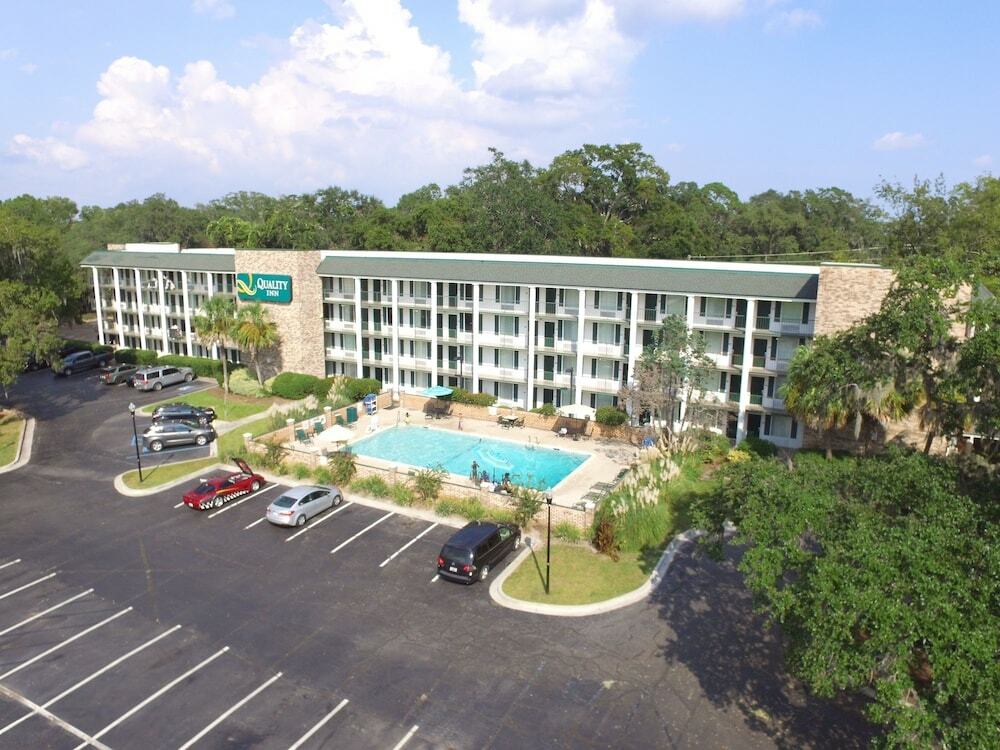 Quality Inn At Town Center Beaufort Exterior photo